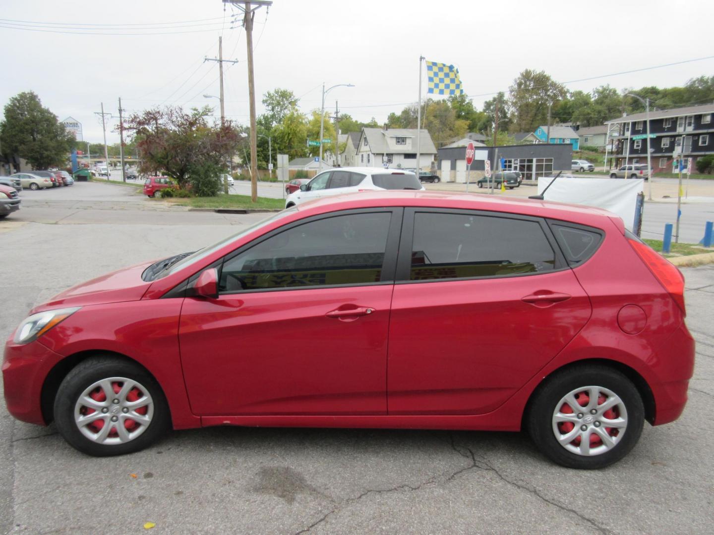 2014 Hyundai Accent GS 5-Door (KMHCT5AE3EU) with an 1.6L L4 DOHC 16V engine, located at 1020 NW Radial Hwy, Omaha, NE, 68132, (402) 991-6503, 41.269718, -95.983231 - Photo#0