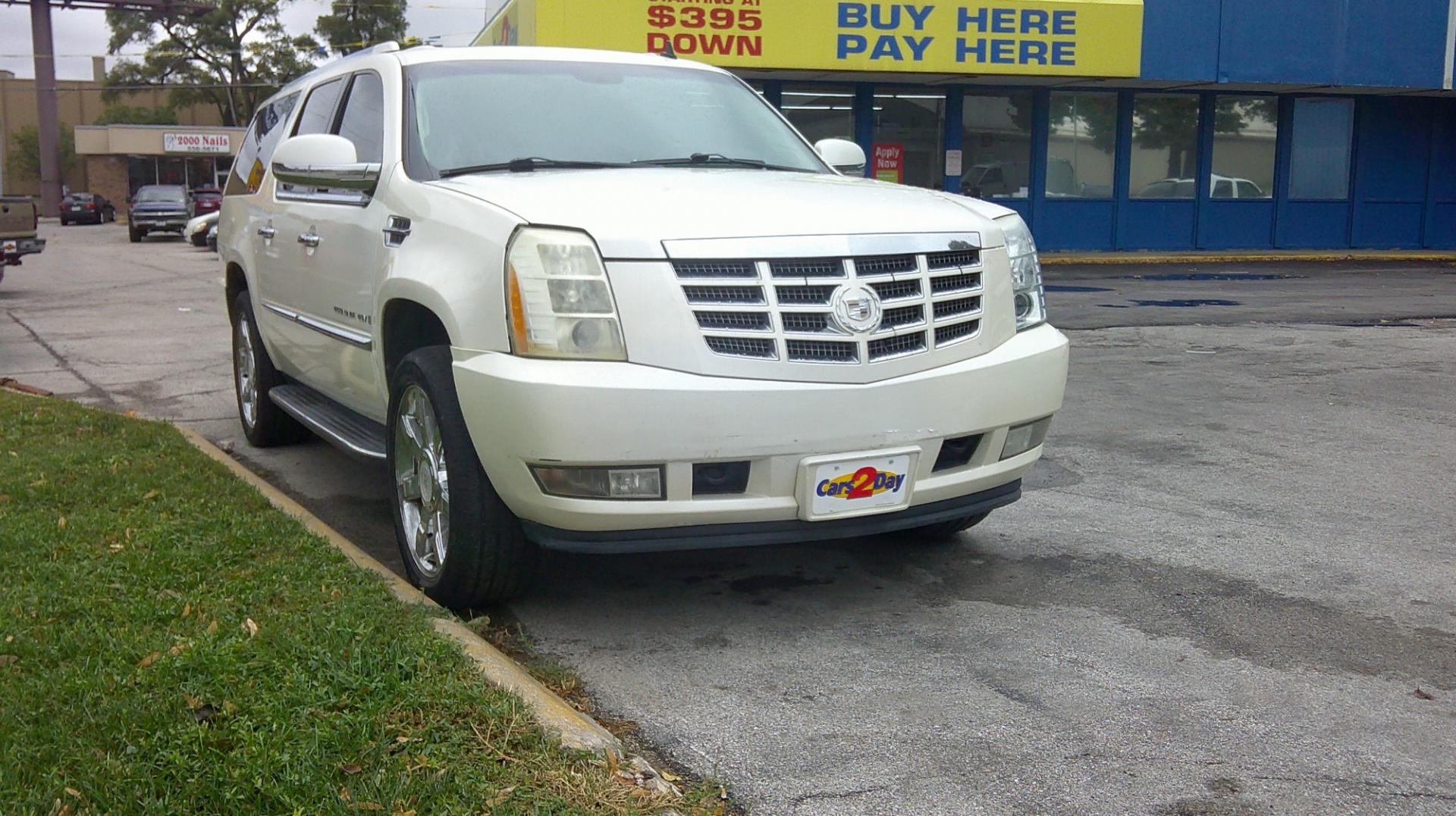 2009 Cadillac Escalade ESV 2WD (1GYFC26289R) with an 6.2L V8 OHV 16V FFV engine, 6-Speed Automatic transmission, located at 1020 NW Radial Hwy, Omaha, NE, 68132, (402) 991-6503, 41.269718, -95.983231 - Photo#0