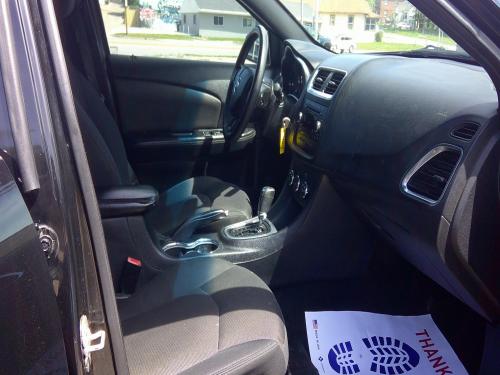 2013 Dodge Avenger Base