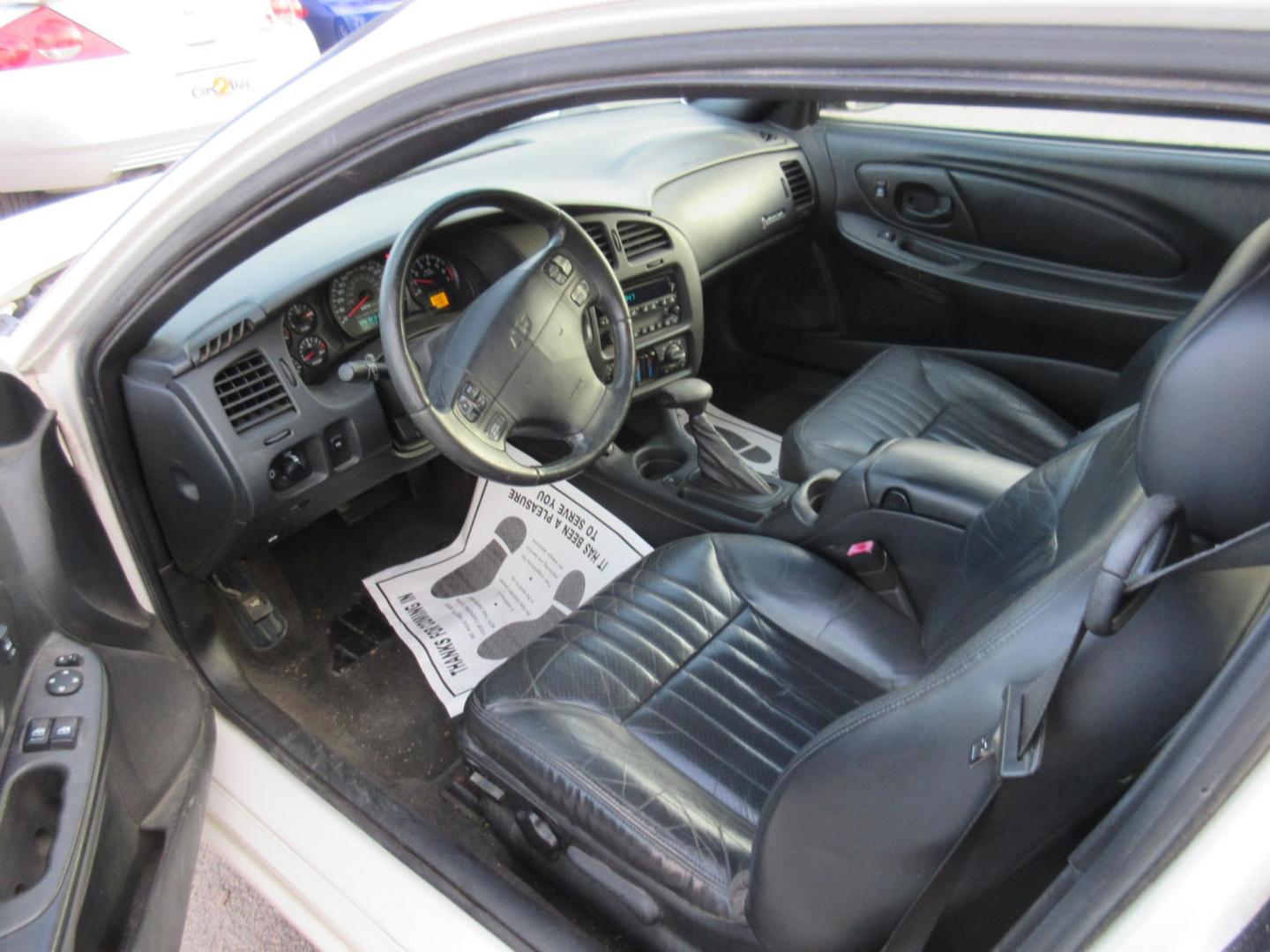 2004 Oldsmobile Alero GL1 Sedan (1G3NL52E14C) with an 3.4L V6 OHV 12V engine, 4-Speed Automatic Overdrive transmission, located at 1020 NW Radial Hwy, Omaha, NE, 68132, (402) 991-6503, 41.269718, -95.983231 - Photo#1