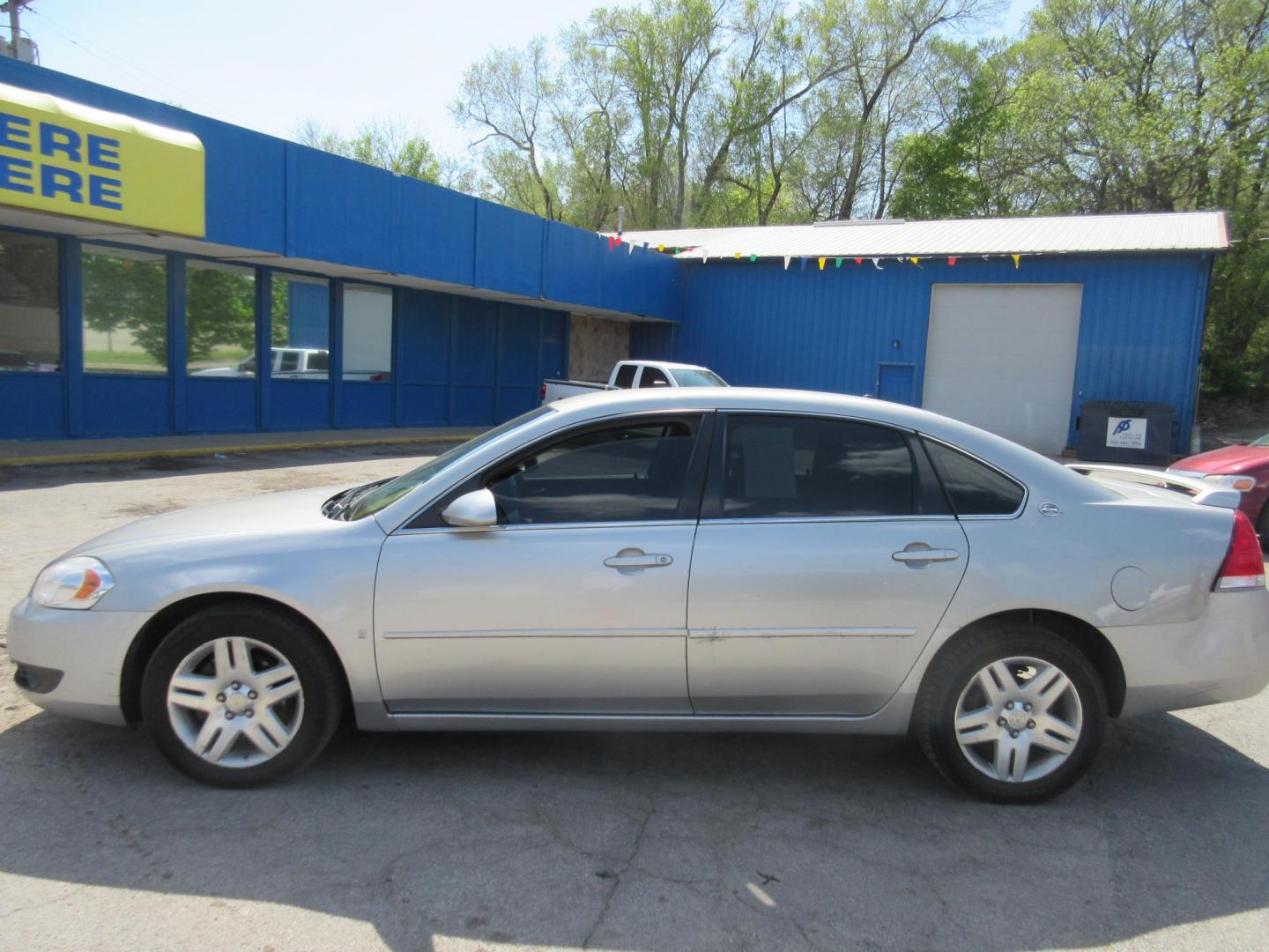 2007 Chevrolet Impala LT3 3.9L (2G1WC58R479) with an 3.9L V6 SOHC 12V engine, 4-Speed Automatic Overdrive transmission, located at 1020 NW Radial Hwy, Omaha, NE, 68132, (402) 991-6503, 41.269718, -95.983231 - Photo#0